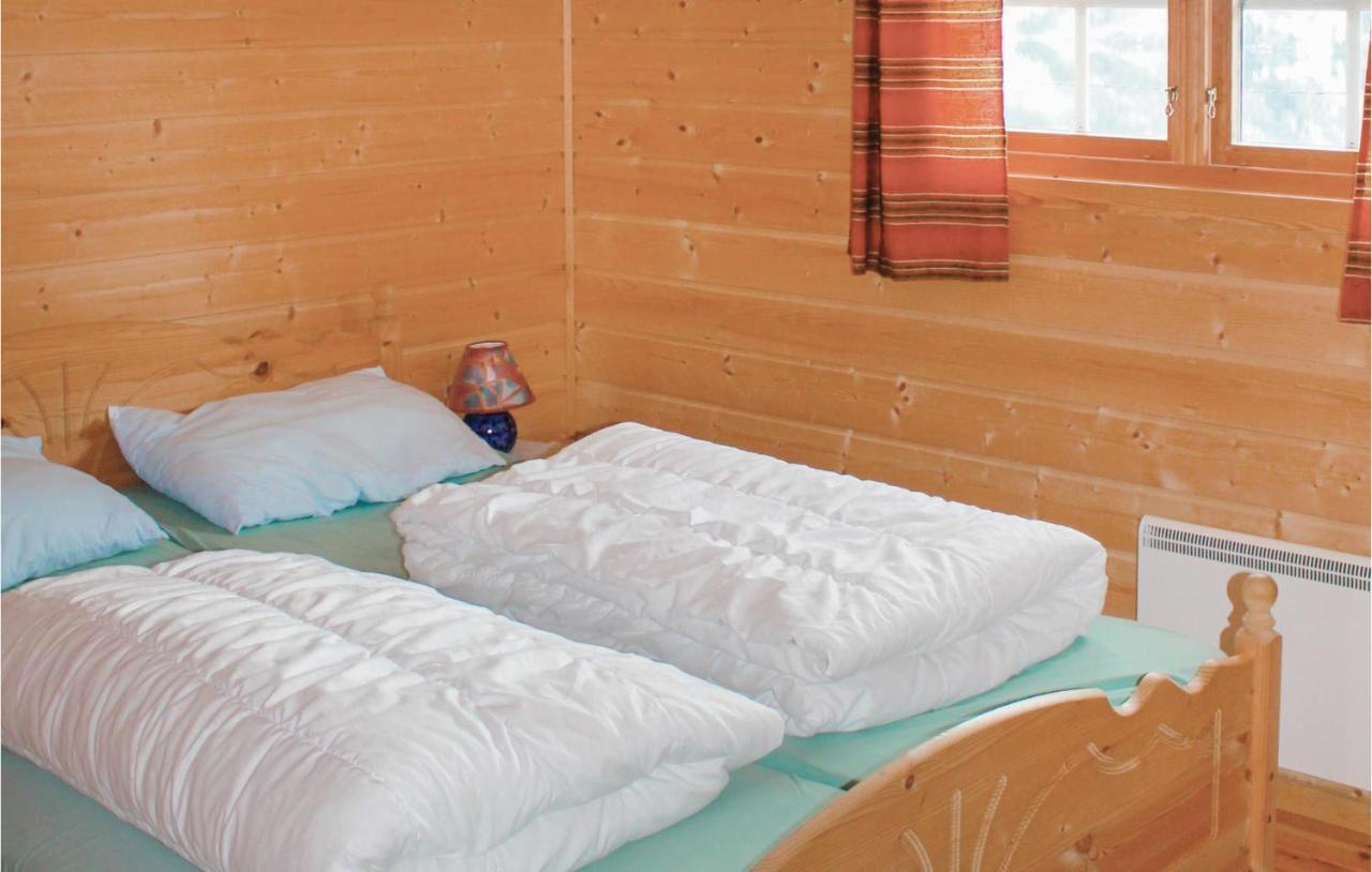 Cozy Home In Fjaerland With House A Mountain View Zewnętrze zdjęcie